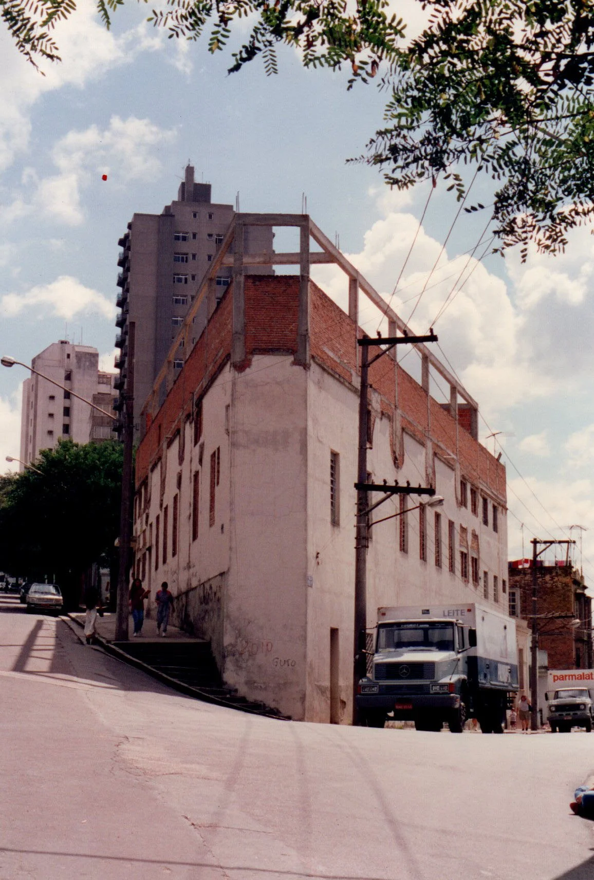 1994-Fachada-II