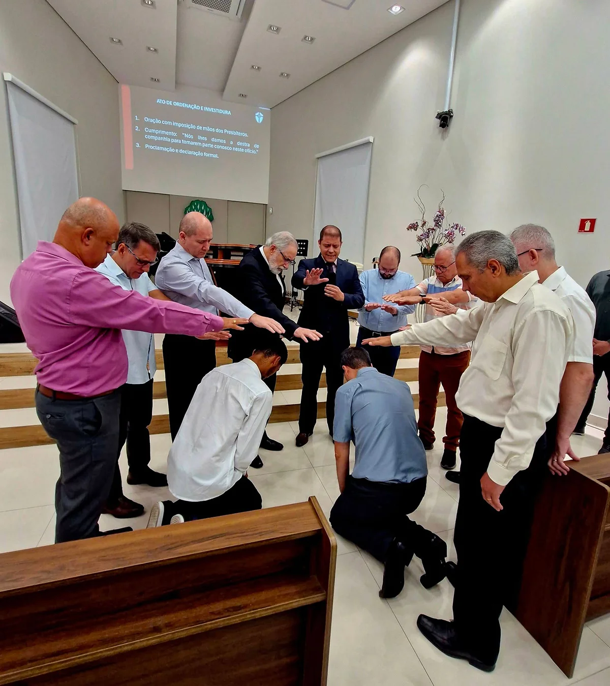 Ordenacao-de-oficiais-diaconos-2