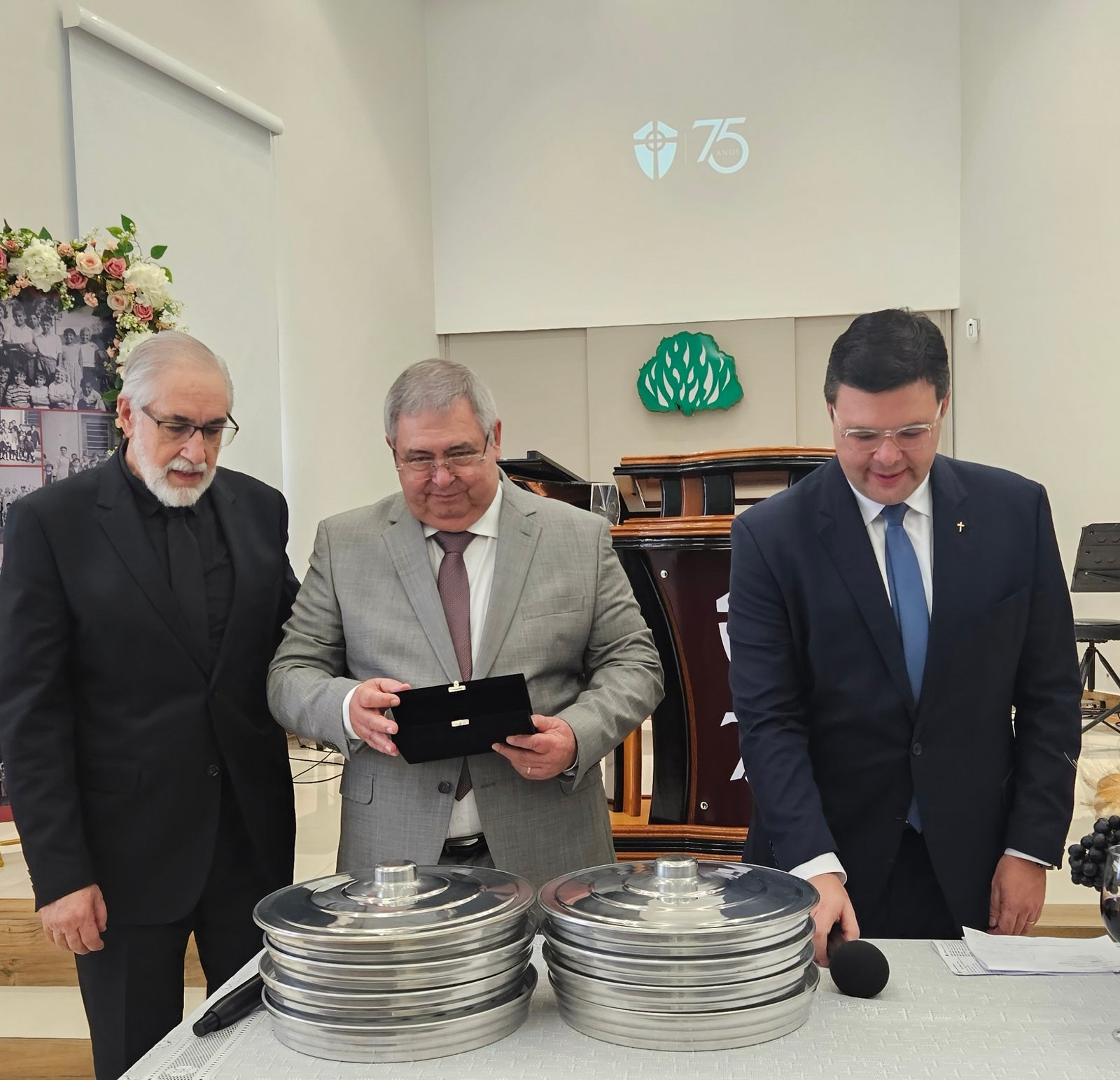 Rev. Wilson do Amaral Filho, Rev. Roberto Brasileiro e Rev. Thales Renan Augusto Martins